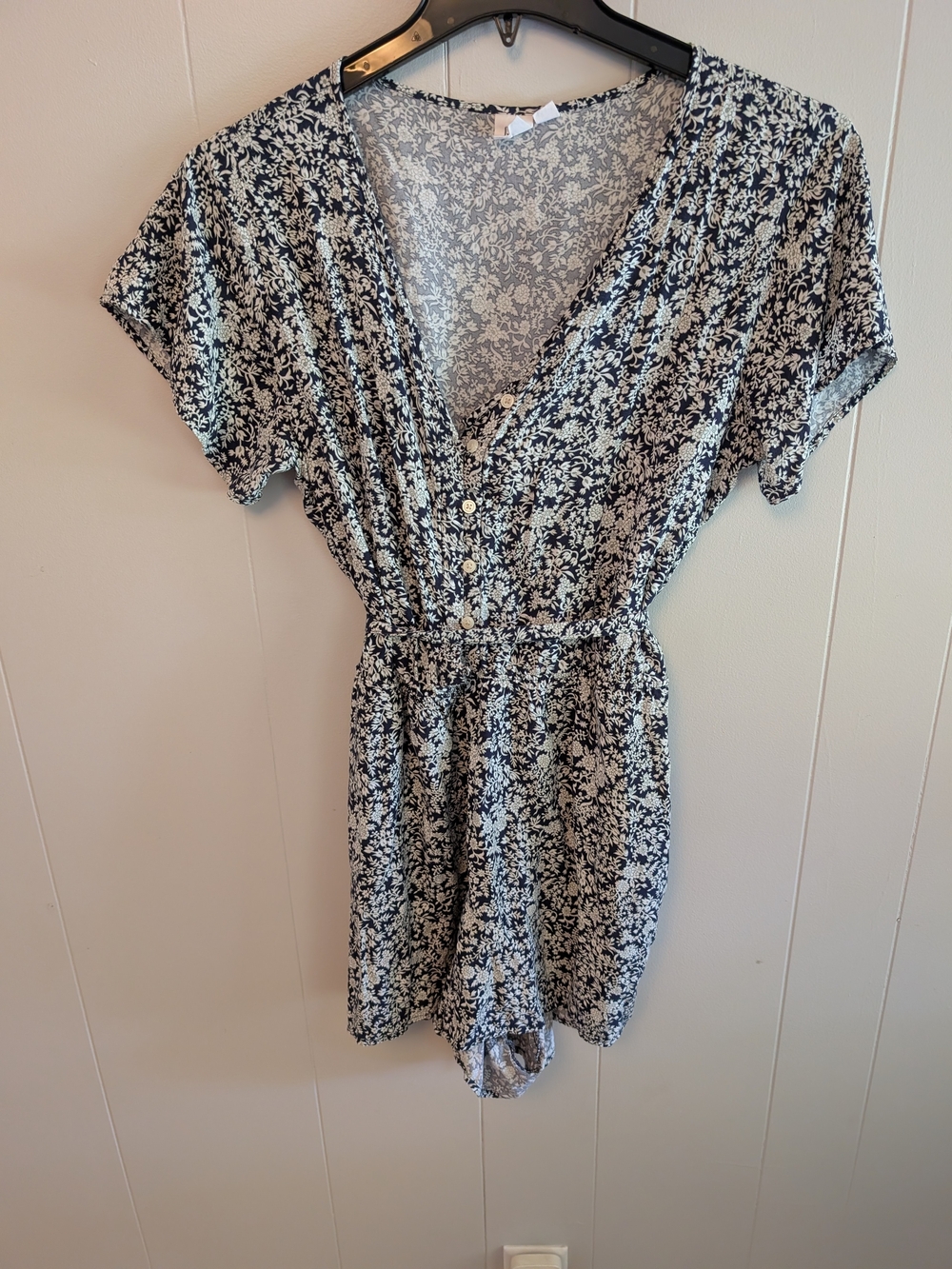 GAP Navy and White Floral V-Neck Romper
